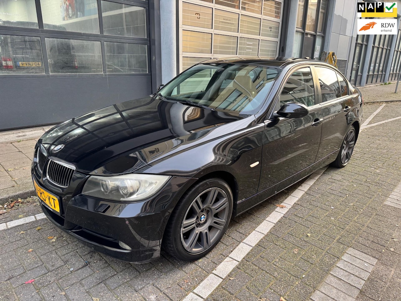 BMW 3-serie - 320i Dynamic Executive 320i Dynamic Executive - AutoWereld.nl