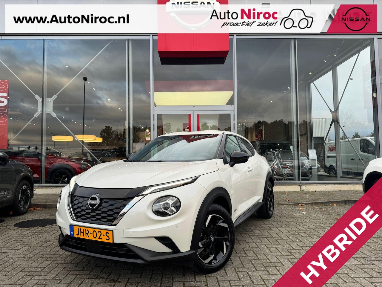 Nissan Juke - 1.6 Hybrid N-Connecta | CAMERA | KEYLESS ENTRY/START | - AutoWereld.nl