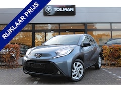 Toyota Aygo X - 1.0 VVT-i MT First | Rijklaar | Clima | LED | Stoelverw. | Privacyglass | Apple/Android |
