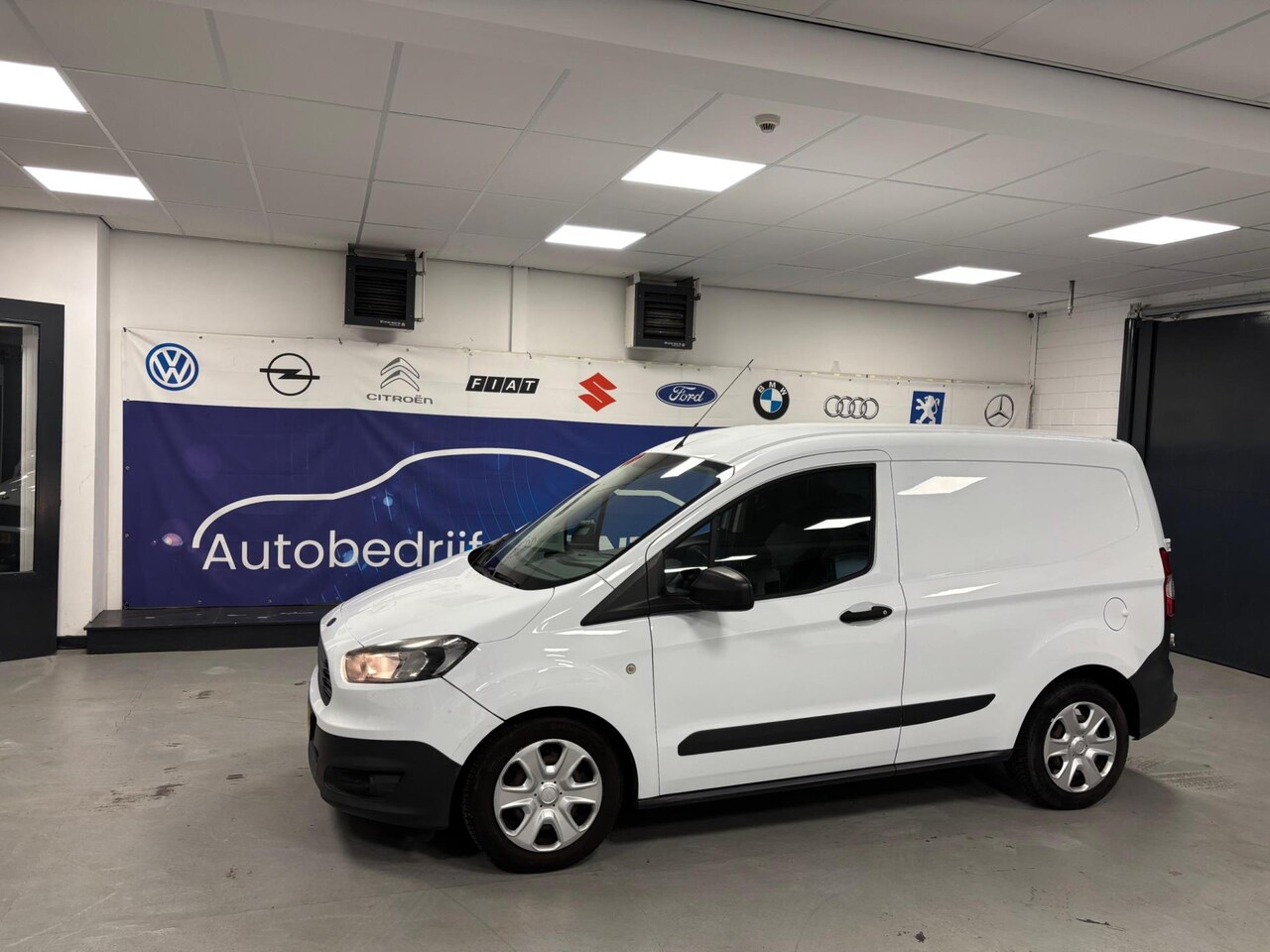 Ford Transit Courier - 1.5 TDCI Economy Edition 1.5 TDCI Economy Edition - AutoWereld.nl
