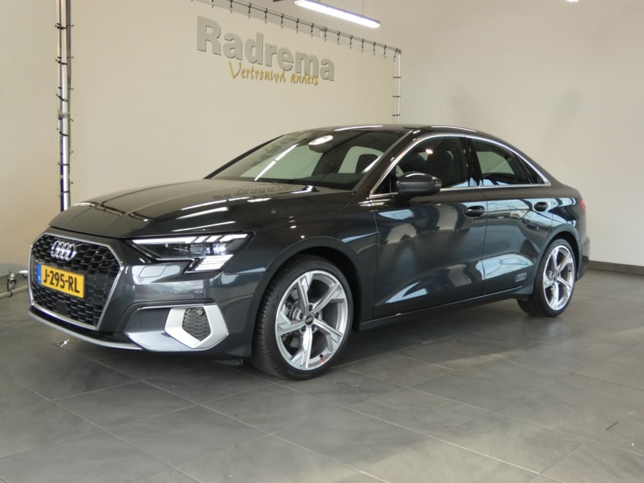 Audi A3 Limousine - 35 TFSI edition one 35 TFSI 150 pk edition one - AutoWereld.nl