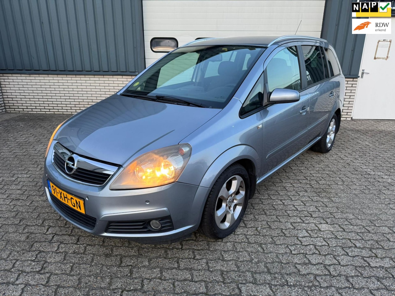 Opel Zafira - 2.2 Temptation 2.2 Temptation - AutoWereld.nl