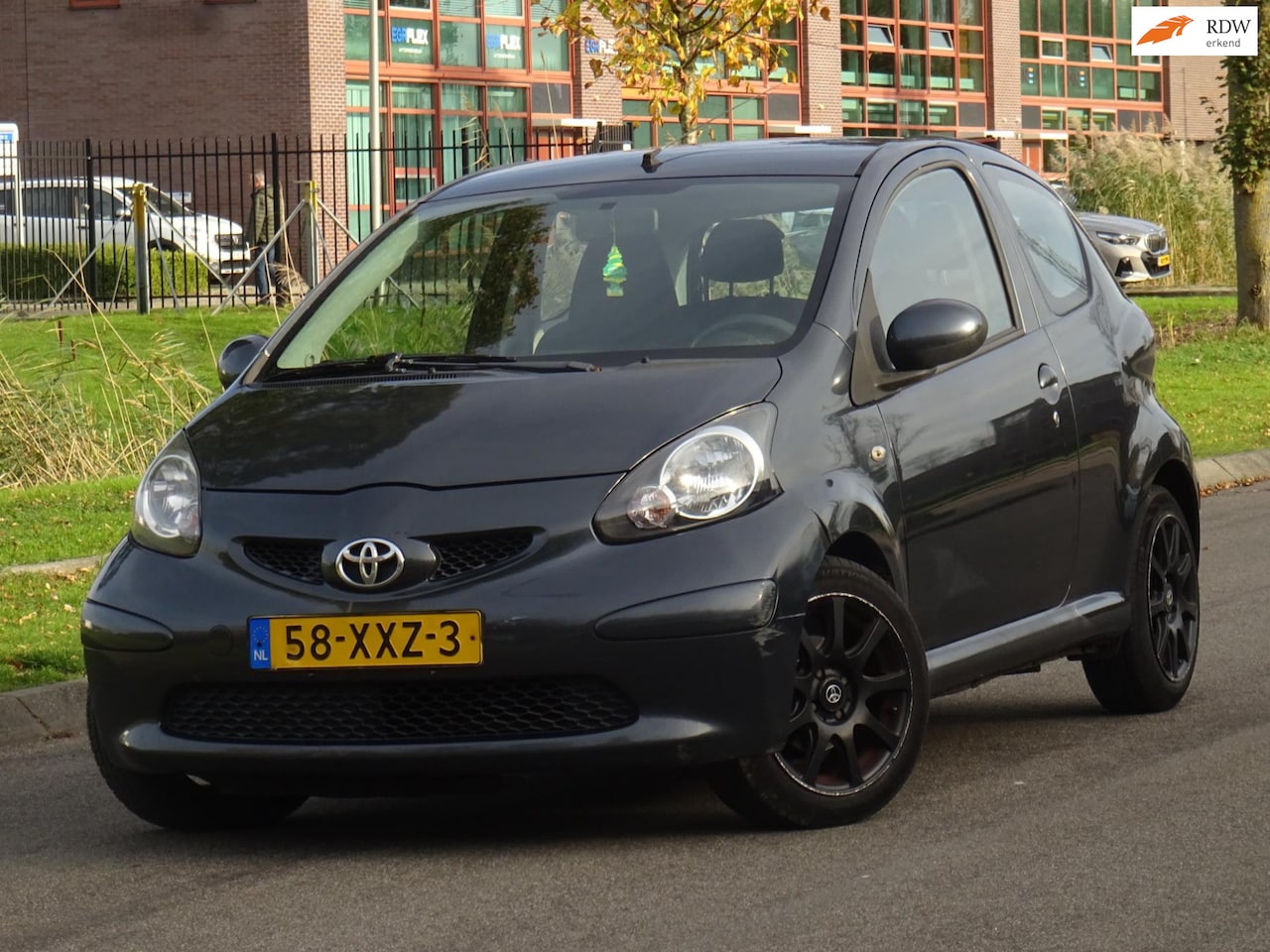 Toyota Aygo - 1.0-12V NIEUWE KOPPELING 135DKM/PDC/APK 12-2026 - AutoWereld.nl