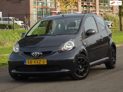 Toyota Aygo - 1.0-12V NIEUWE KOPPELING 135DKM/PDC/APK 12-2026