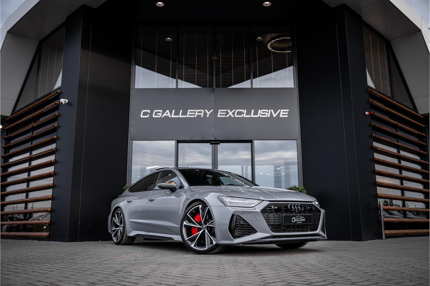Audi RS7 - Sportback 4.0 TFSI quattro - RS Dynamic + | Ceramic | Panorama | B&O | 360 Camera - AutoWereld.nl
