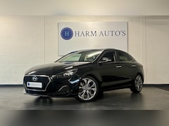 Hyundai i30 Fastback - 1.4 T-GDI Premium 140pk Pano/Navi/CAM/Cruise