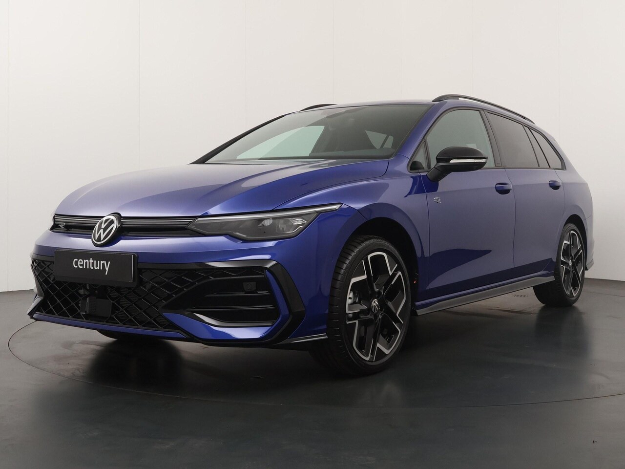 Volkswagen Golf Variant - R-Line-Edition 1.5 eTSI 85 kW / 116 pk Variant 7 v - AutoWereld.nl