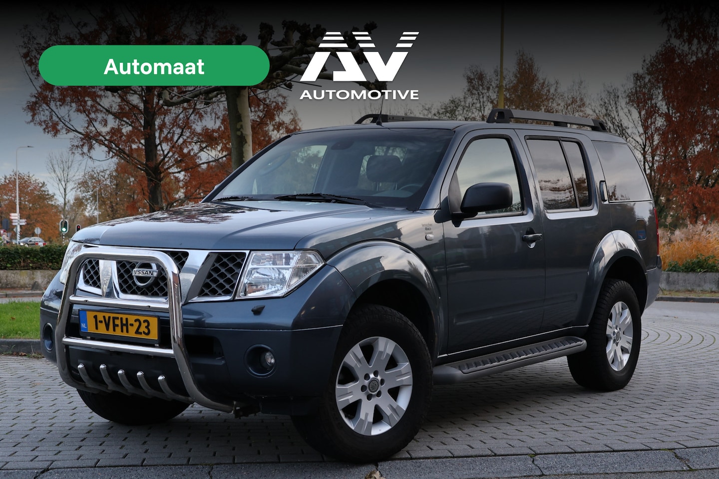 Nissan Pathfinder - 2.5 SE Comfort 175 PK | Automaat | Grijs kenteken | Airco | Trekhaak | MF Stuur | Cruise c - AutoWereld.nl