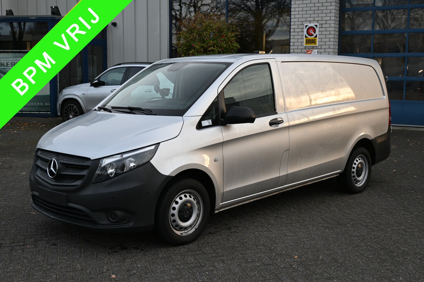Mercedes-Benz Vito - 114 CDI L2 Bott werkplaatsinrichting, Navigatie met camera, Trekhaak - AutoWereld.nl