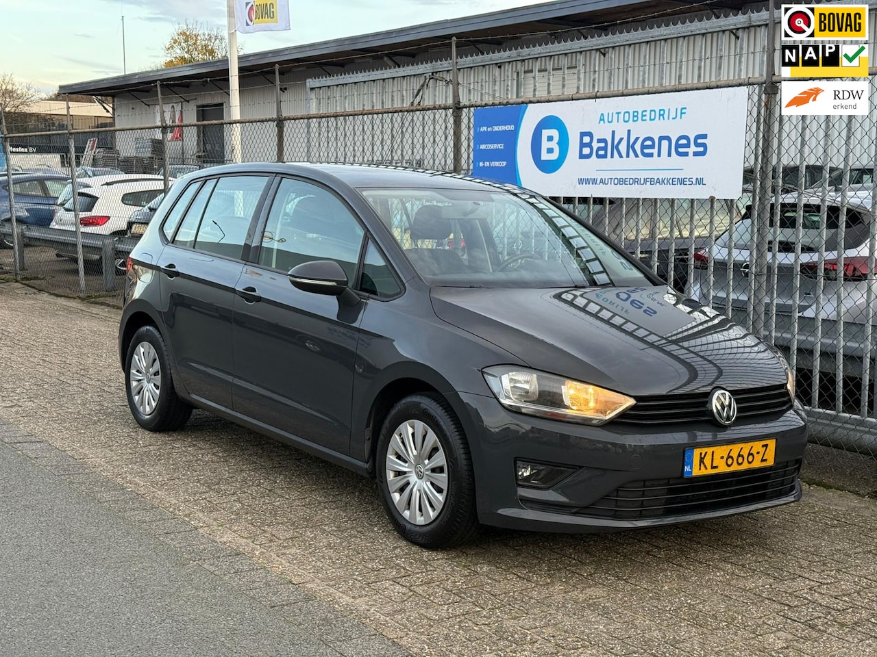 Volkswagen Golf Sportsvan - 1.2 TSI | 1e eigenaar | Dealer onderhoud | Carplay - AutoWereld.nl