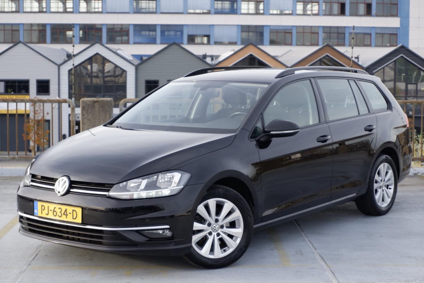 Volkswagen Golf Variant - 1.0 TSI 110PK Comfortline * NL AUTO CARPLAY * - AutoWereld.nl