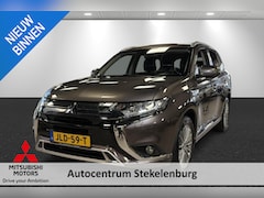 Mitsubishi Outlander - 2.4 PHEV Pure 18" lichtmetaal, Trekhaak