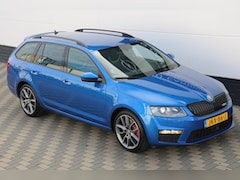 Skoda Octavia - 2.0 TSI RS 220PK DSG Carplay Leder Xenon