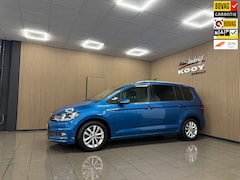 Volkswagen Touran - 1.4 TSI Comfortline Business * 7 Persoons / 1e Eig / Navigatie / Camera / NL Auto