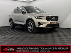 Volvo XC40 - B2 2.0 B4 AWD Plus Dark Leder, Pano, 360 Camera, Navi, Winterpakket, Harman/kardon, Cruise