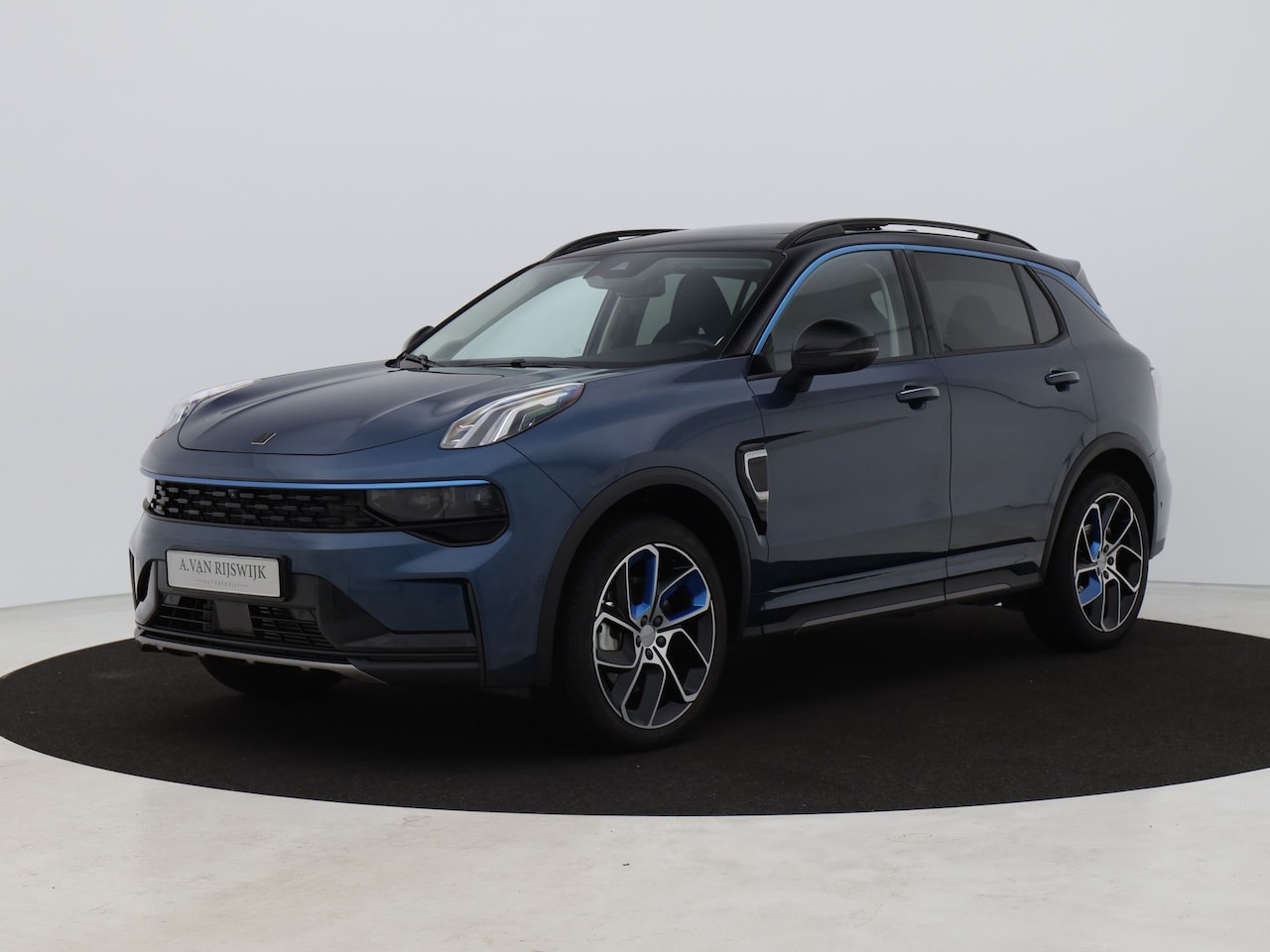 Lynk & Co 01 - 1.5 Plug-in Hybrid | 360° - AutoWereld.nl