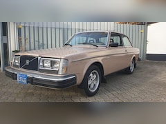 Volvo 242 - USA