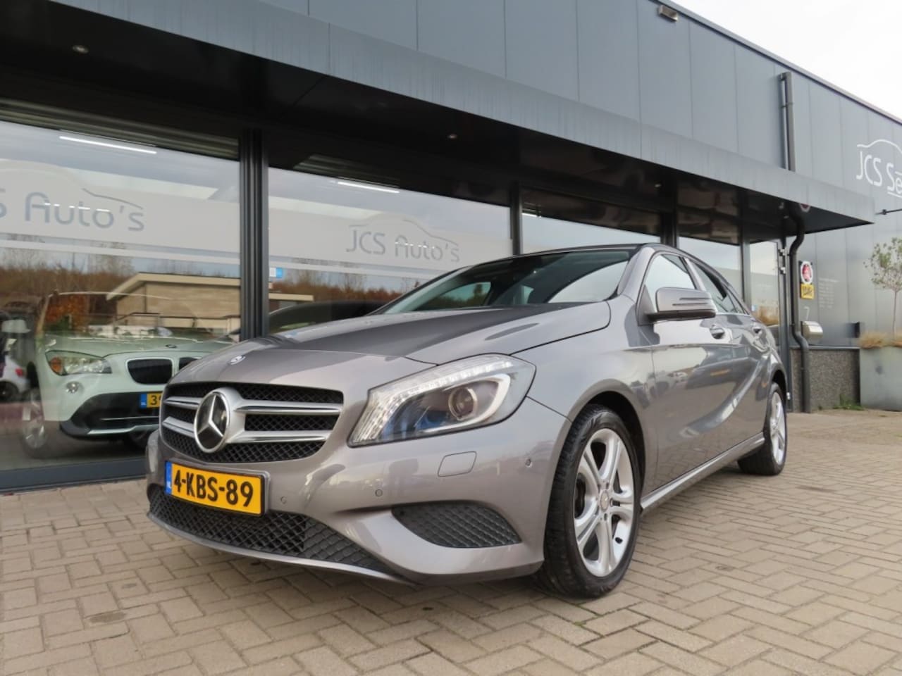Mercedes-Benz A-klasse - 180 Ambition Aut. Airco Cruise Navi Leder 2x Pdc 2013 - AutoWereld.nl