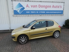 Peugeot 206 - 1.4 GENTRY PREMIUM, Clima, Lichtmetaal, Zo mee