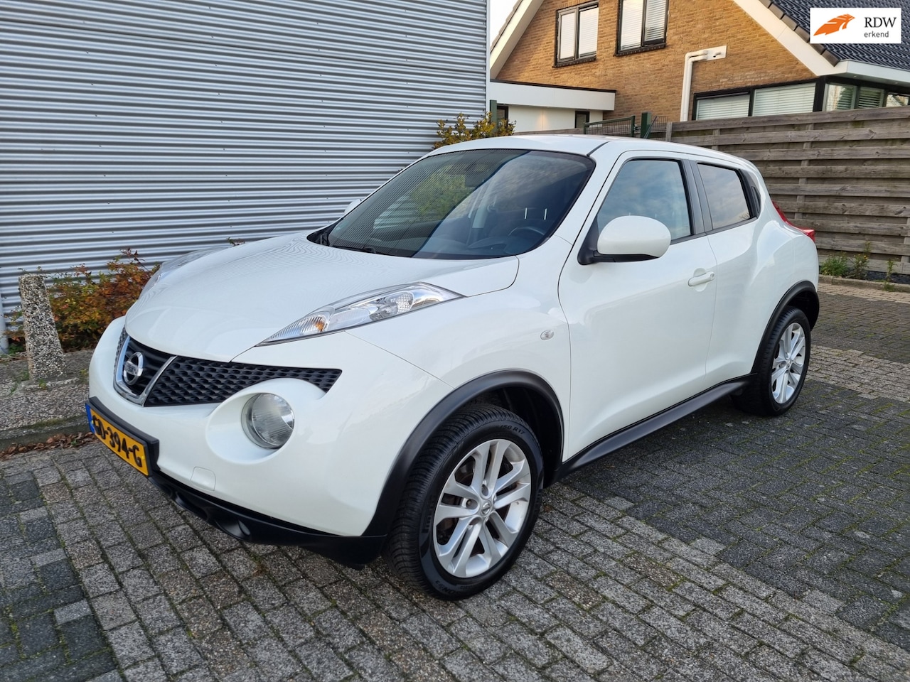 Nissan Juke - 1.6 Acenta Clima! Navi! Camera! Bj:2012 - AutoWereld.nl