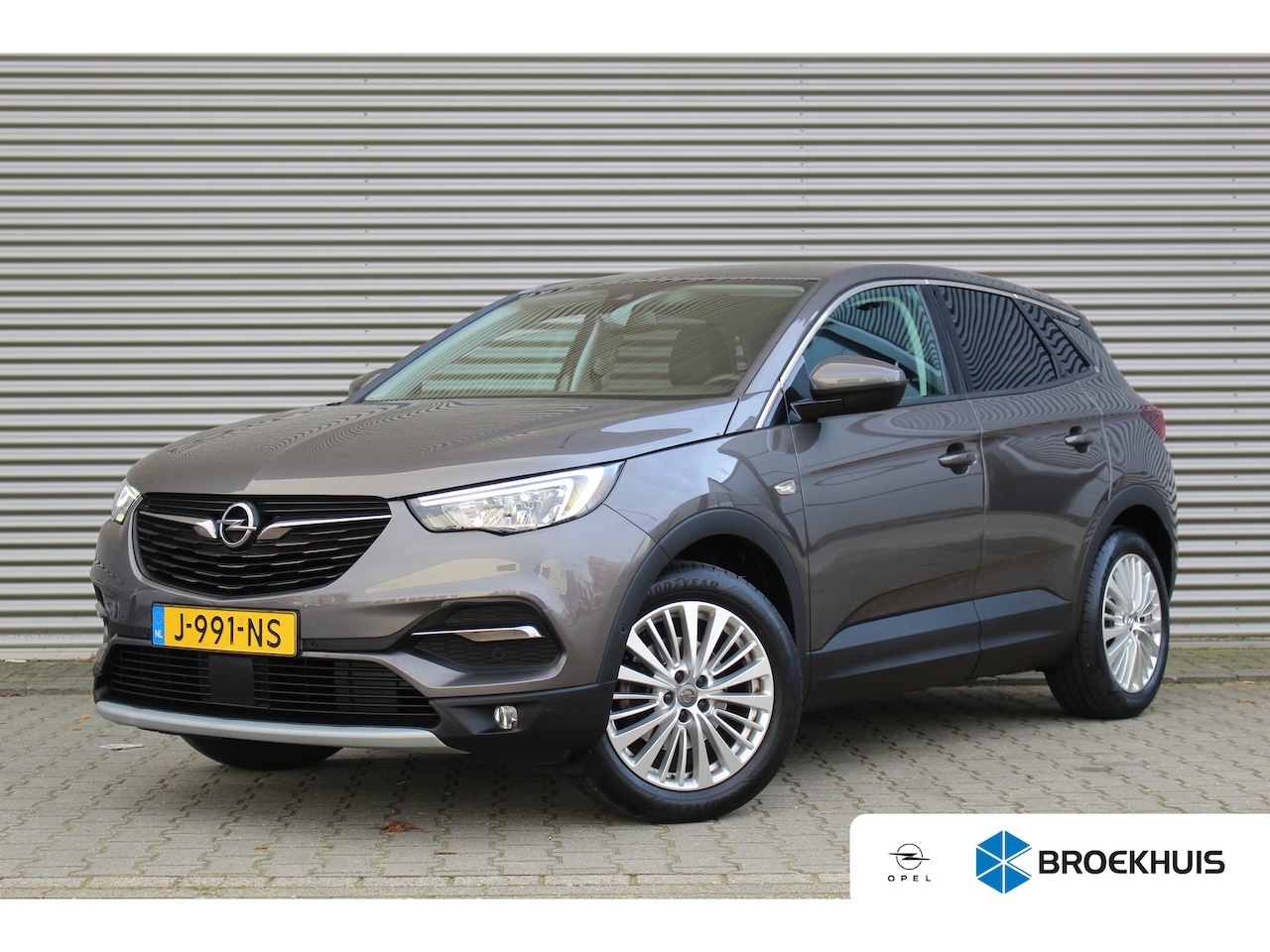 Opel Grandland X - 1.2 Turbo InnovationAutomaat !!! | Camera | Trekhaak | Climate & Cruise C. | LED | CarPlay - AutoWereld.nl