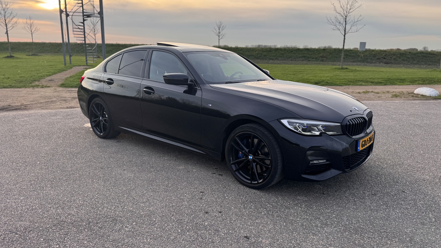 BMW 3-serie - 330e High Executive - AutoWereld.nl