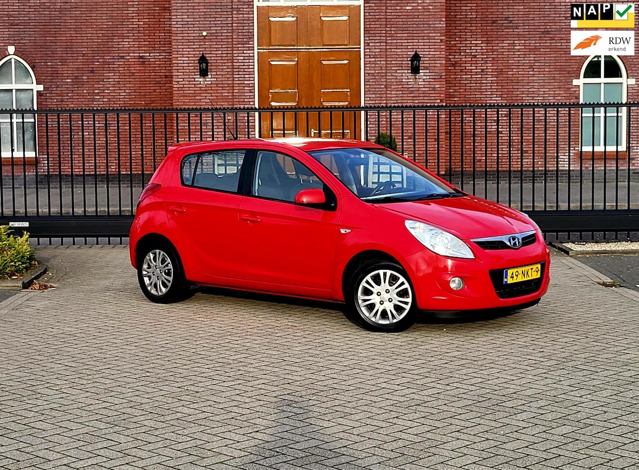 Hyundai i20 - 1.2i DynamicVersion / 1e Eigenaar / Airco / 5 Drs / Nap / Nieuwe Apk - AutoWereld.nl