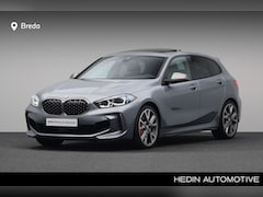 BMW 1-serie - M135i xDrive High Executive | M-sport Shadow Line | Harman Kardon | Stuur-/ Stoelverwarmin