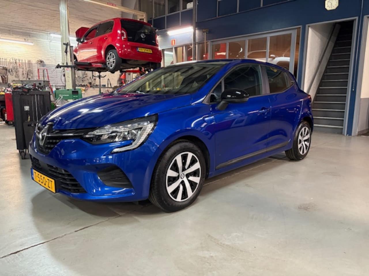 Renault Clio - 1.0 TCe 90pk GPF Equilibre | Apple carplay / Android auto | Airco | Bluetooth | Cruise con - AutoWereld.nl