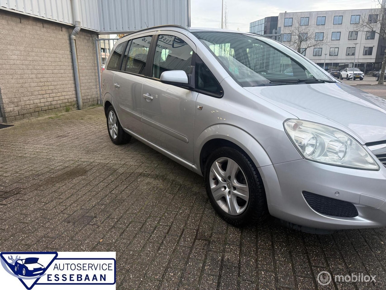 Opel Zafira - 1.8 7 PERSOONS / AUTOMAAT / NAVI / APK NOV 2026 - AutoWereld.nl