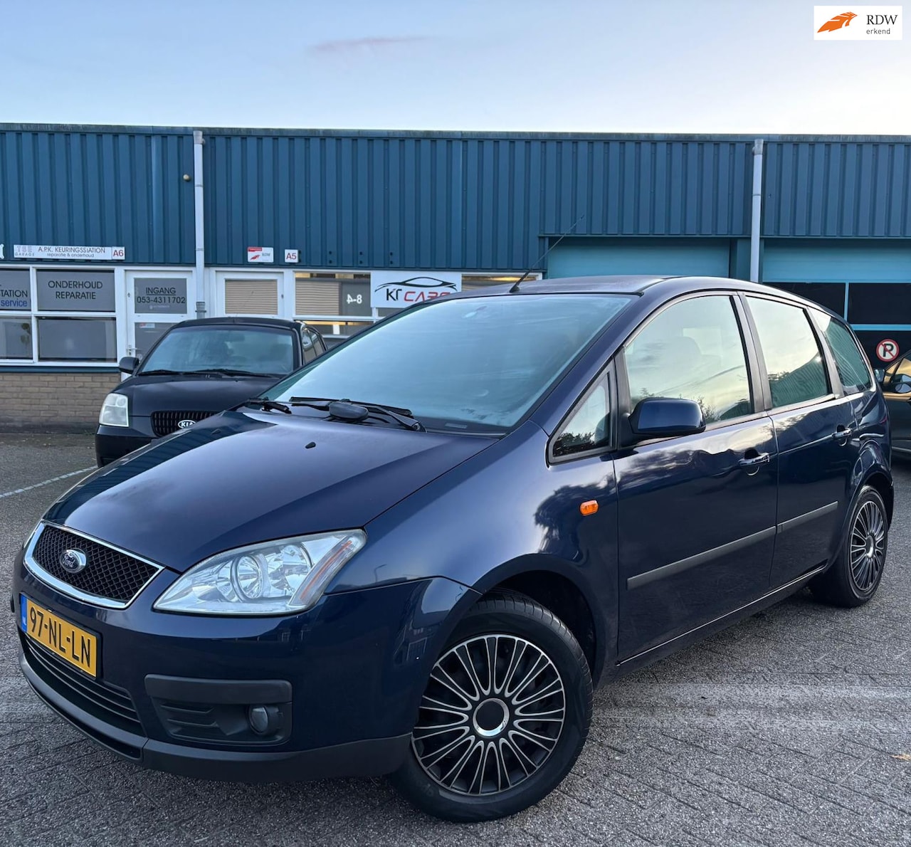 Ford Focus C-Max - 1.6-16V Trend | Nieuwe APK | Airco | EL Ramen | Trekhaak | - AutoWereld.nl