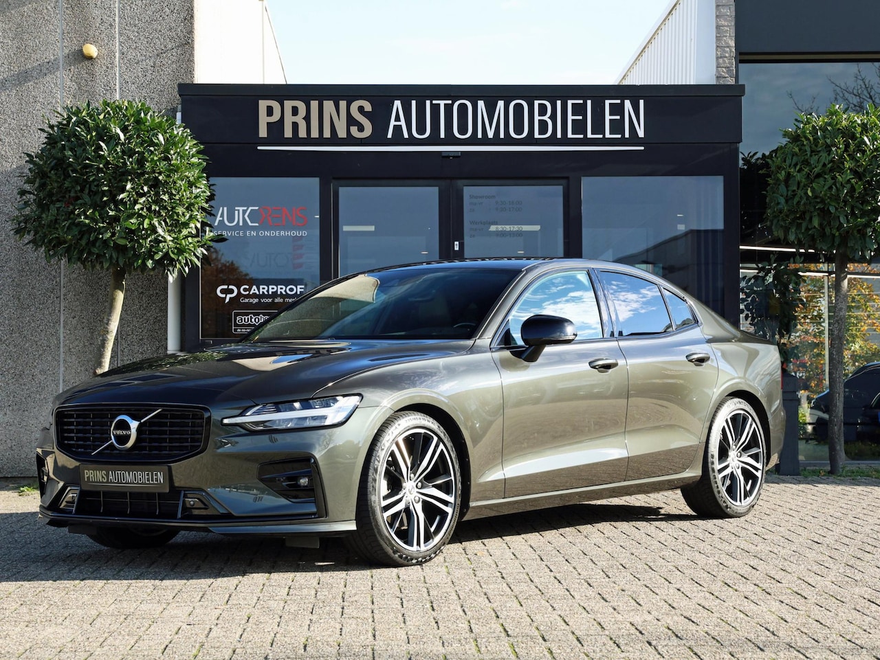 Volvo S60 - 2.0 B4 R-Design|Orrefors|19inch|Memory|Keyless - AutoWereld.nl