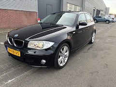 BMW 1-serie - 118i High Executive / Leder / Automaat