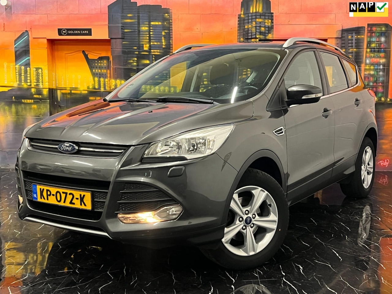 Ford Kuga - 1.5 Trend Stoelverwarming|Park.Sensor|Trekhaak - AutoWereld.nl
