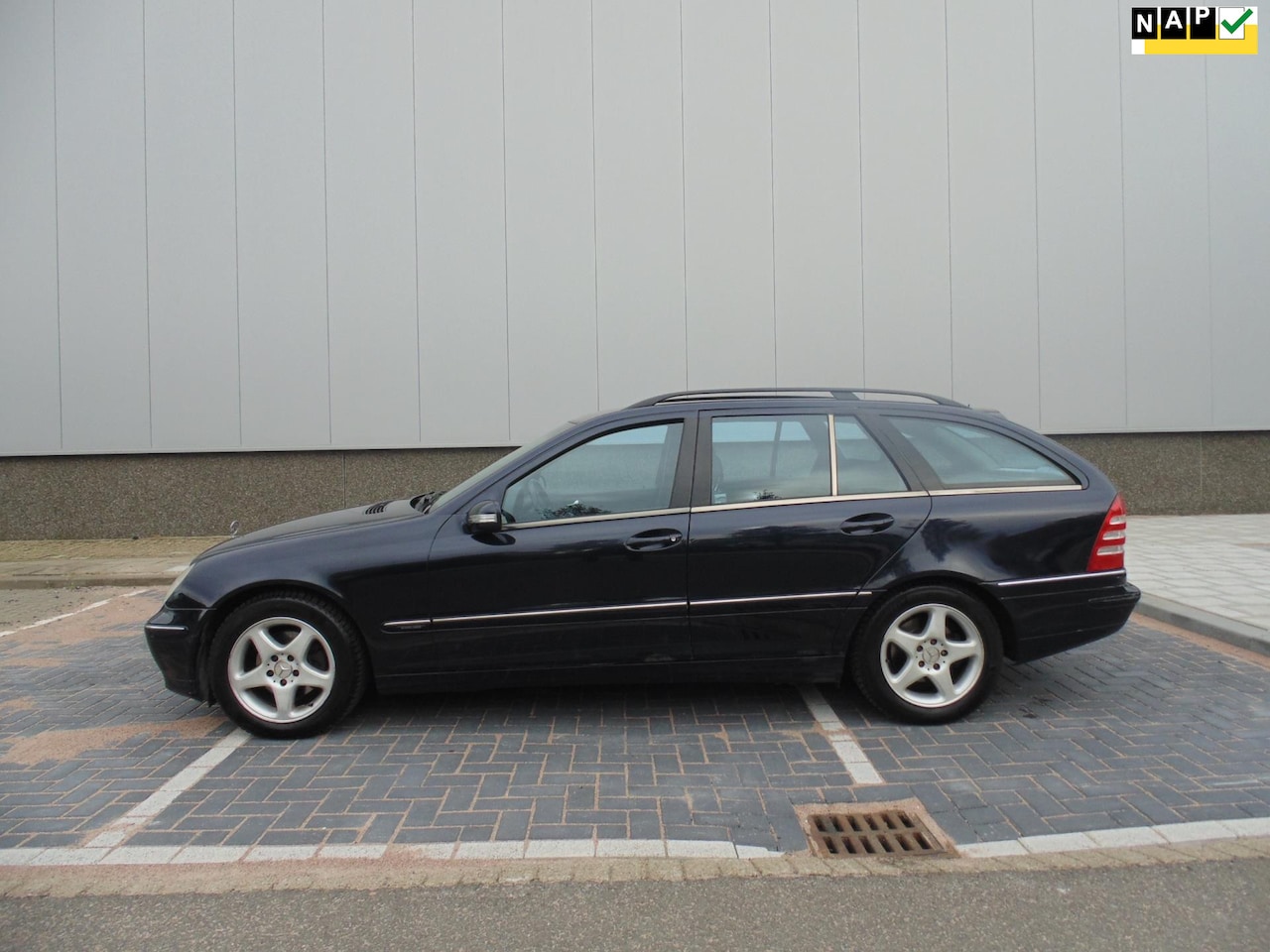 Mercedes-Benz C-klasse Combi - 200 K. Elegance STATION AUTOMAAT MET AIRCO - AutoWereld.nl
