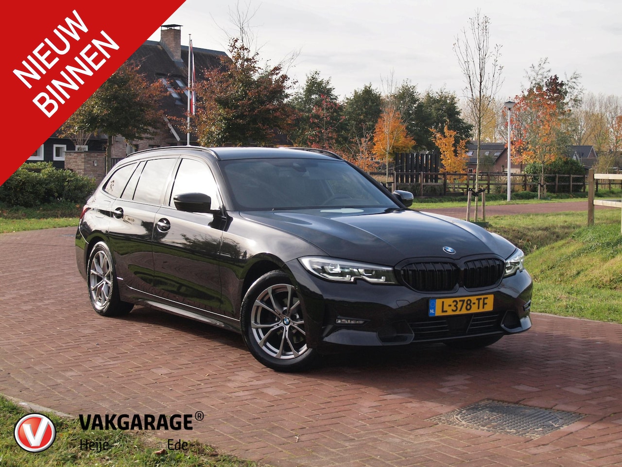 BMW 3-serie Touring - 318i Executive Edition | Camera | Apple Carplay | Trekhaak | Cruise Control | Automaat | - AutoWereld.nl
