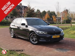 BMW 3-serie Touring - 318i Executive Edition | Camera | Apple Carplay | Trekhaak | Cruise Control | Automaat |