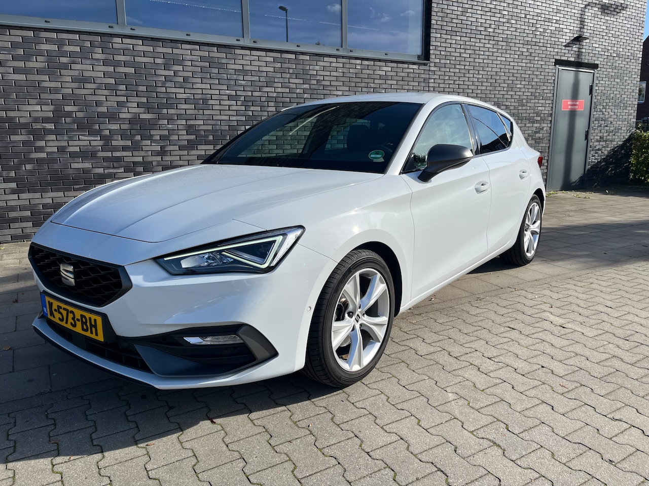SEAT Leon - 1.5 TSI FR Launch Edition - AutoWereld.nl