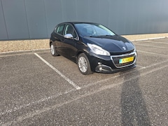 Peugeot 208 - 1.2 PureTech Blue Lease Executive