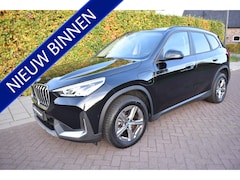 BMW X1 - xDrive30e '23 326PK 4WD Sléchts 24dkm NIEUWSTAAT