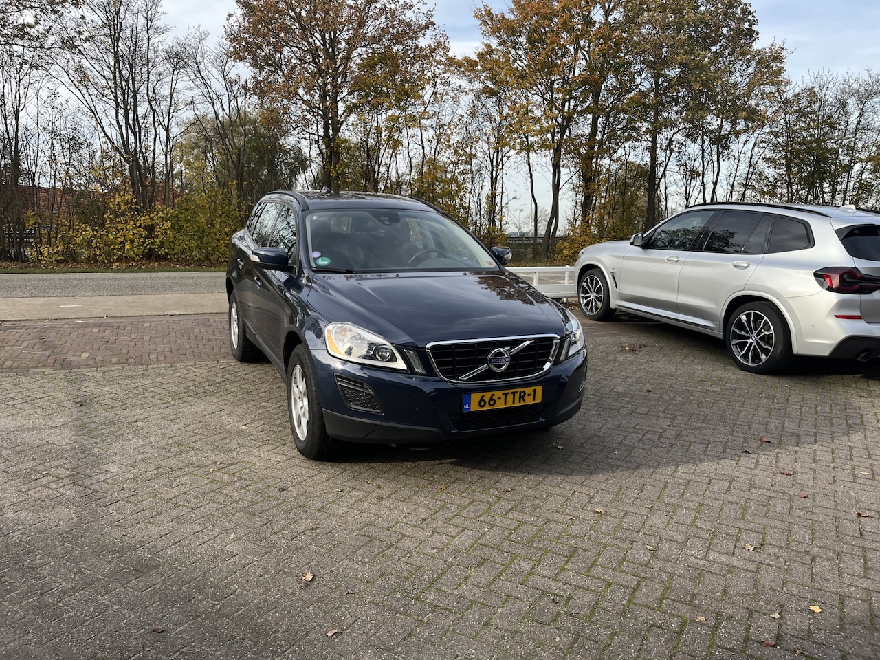 Volvo XC60 - 2.0 T5 NAVI CLIMA CRUISE - AutoWereld.nl