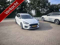 Ford Focus Wagon - 1.5 EcoBoost ST Line Business TREKHAAK HEAD UP CAMERA B&O LANE ASSIST