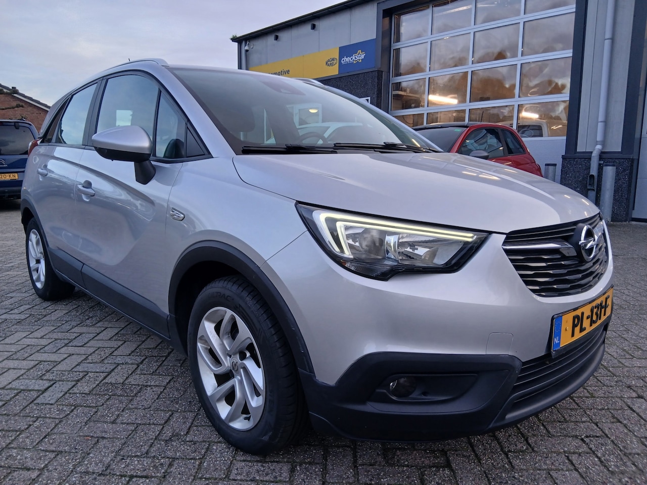 Opel Crossland X - 1.2 Innovation - Trekhaak - Navigatie - AutoWereld.nl