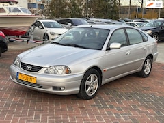 Toyota Avensis - 1.8-16V Linea Luna Airco Automaat Zeer Nette Auto