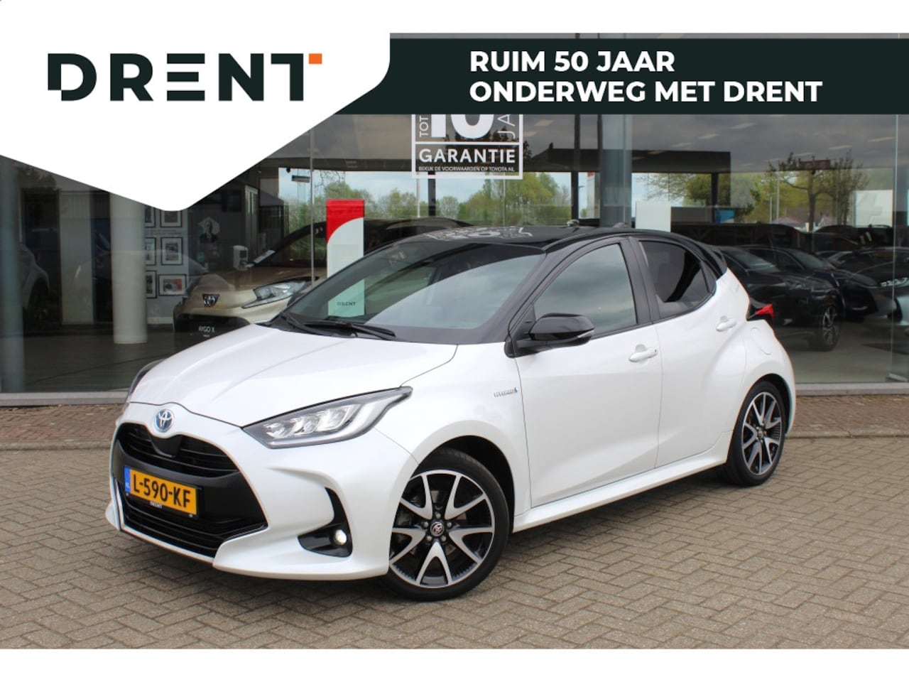 Toyota Yaris - 1.5 Hybrid Executive Bi-Tone | Trekhaak Afneembaar | Stoelverwar - AutoWereld.nl