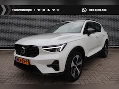 Volvo XC40 - 2.0 B4 Plus Dark | Trekhaak | Adaptieve cruise control | 19" velgen | Verwarmbare voorruit