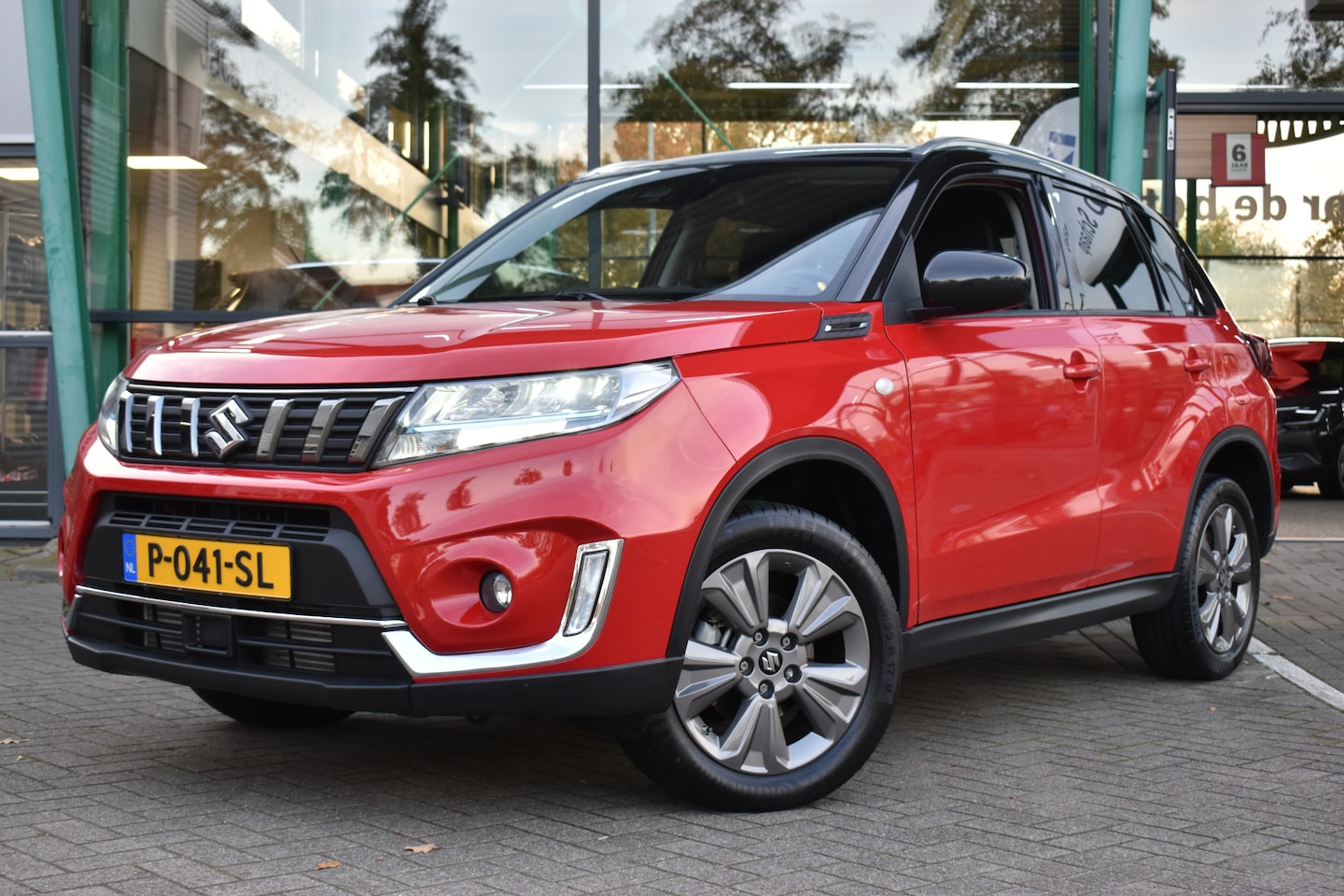 Suzuki Vitara - 1.4 Boosterjet Select Smart Hybrid Automaat 130pk | Apple Carplay/Android Auto | PDC vóór- - AutoWereld.nl