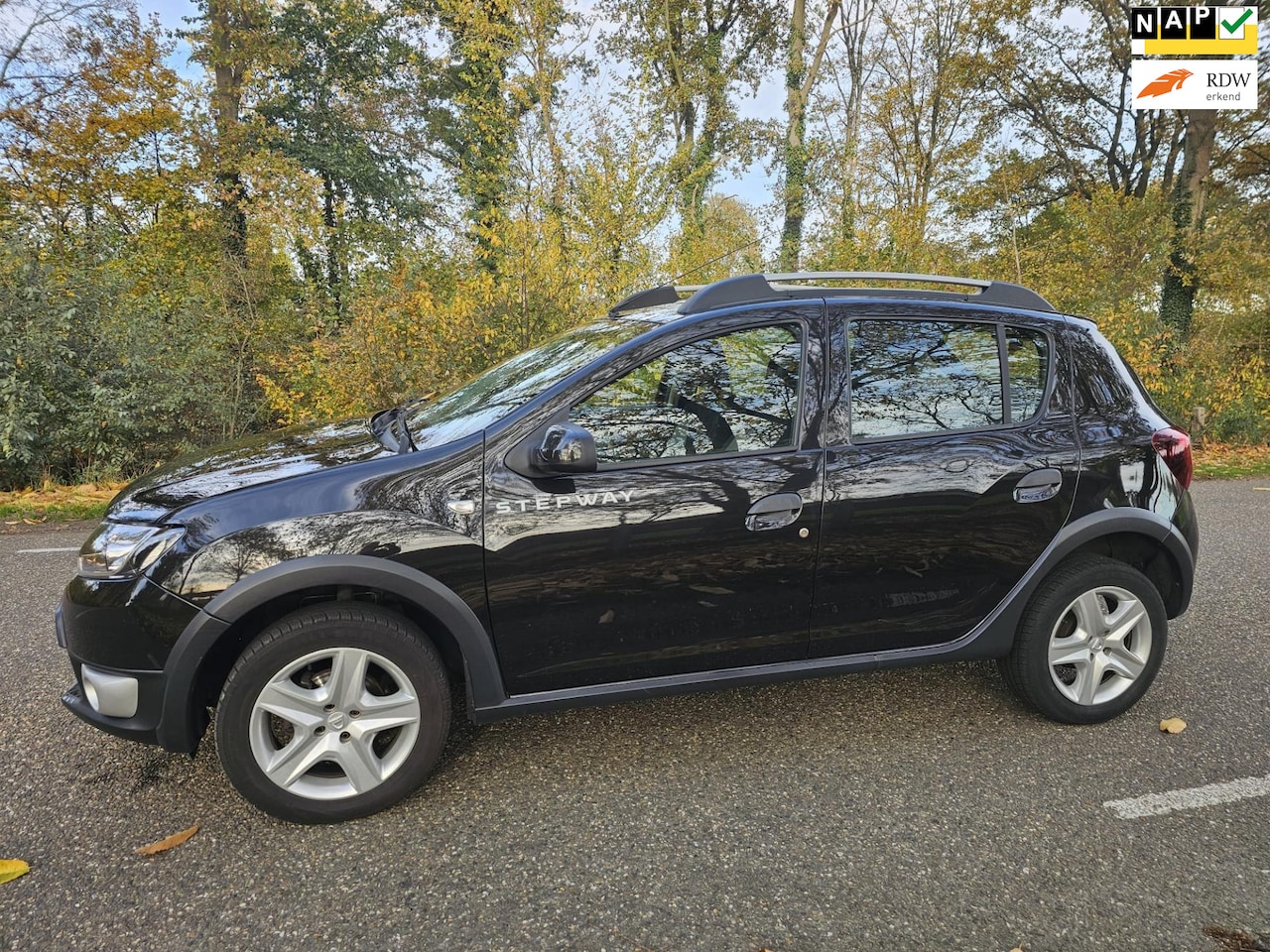 Dacia Sandero Stepway - 0.9 TCe Lauréate - AutoWereld.nl