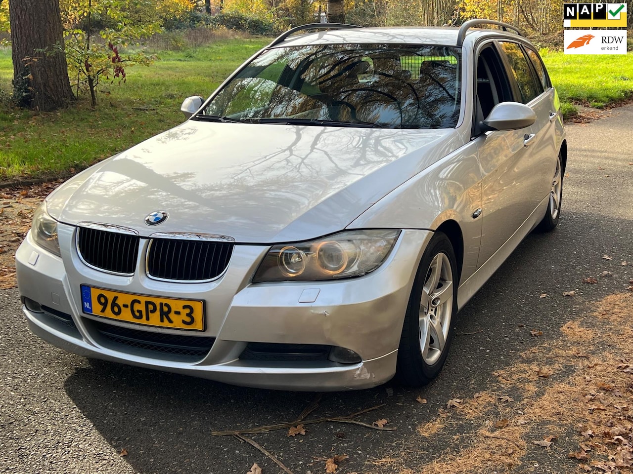 BMW 3-serie Touring - 318i High Executive 2008 Xenon Navi - AutoWereld.nl
