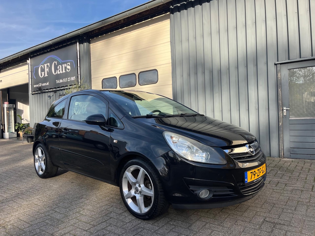 Opel Corsa - 1.4-16V Sport 3D 2008 APK AIRCO - AutoWereld.nl